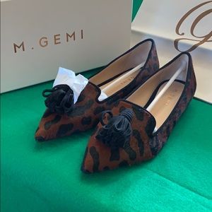 NWT Brand new Cortina in Leopard. Calf hair.